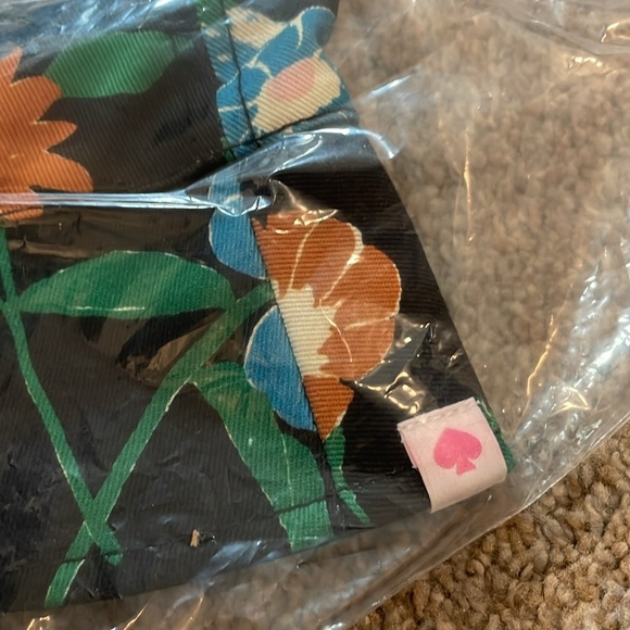 NEW Kate Spade Floral Bucket Hat - Picture 3 of 3